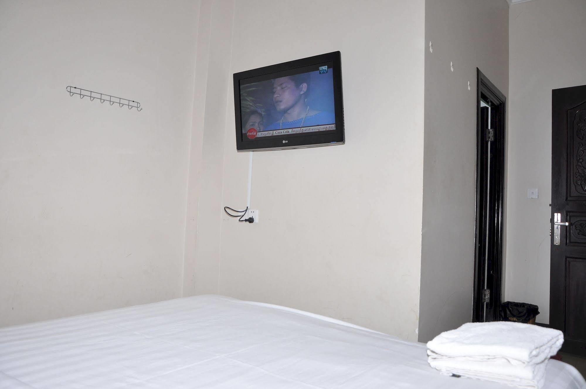 Number 9 Hotel Phnom Penh Exterior foto